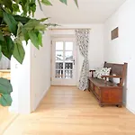 Huberhof Meisham Apartment