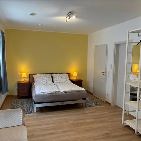 Huberhof Meisham *