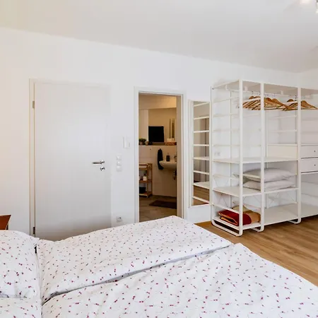 Huberhof Meisham Apartman